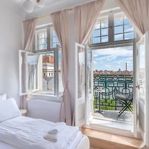 view-apartments-stary-rynek-75.poznan-hotels.com/
