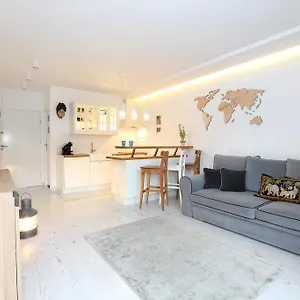 Apartament Around The World, Sopot